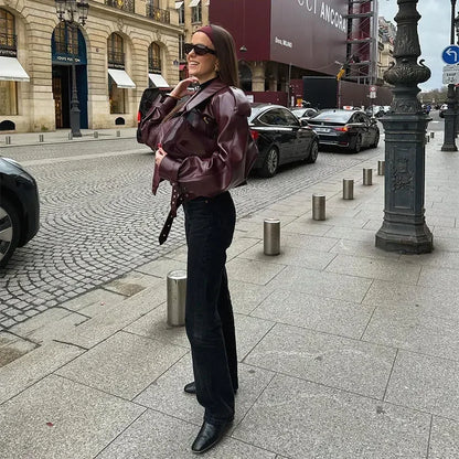 Trumpa odinė striukė